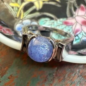 Stamped 925 Cabochon blue stone ring